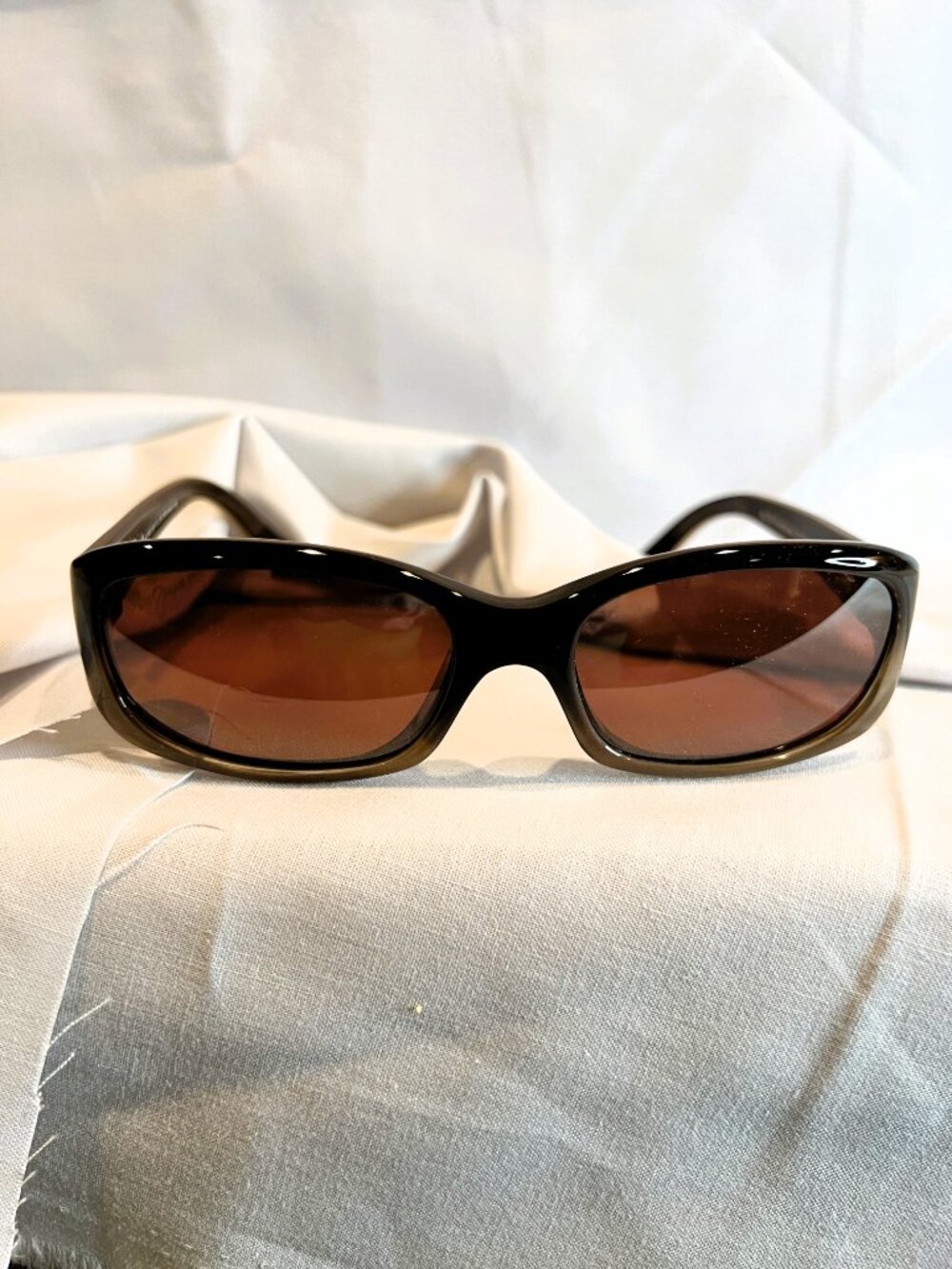 Maui Jim Sunglasses - Picture 6 of 11